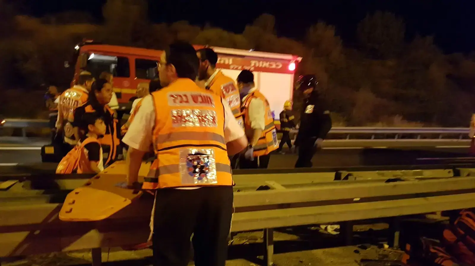 11 פצועים בתאונת מיניבוס בכביש 1 סמוך למחלף ענבה. 14 ביולי 2017