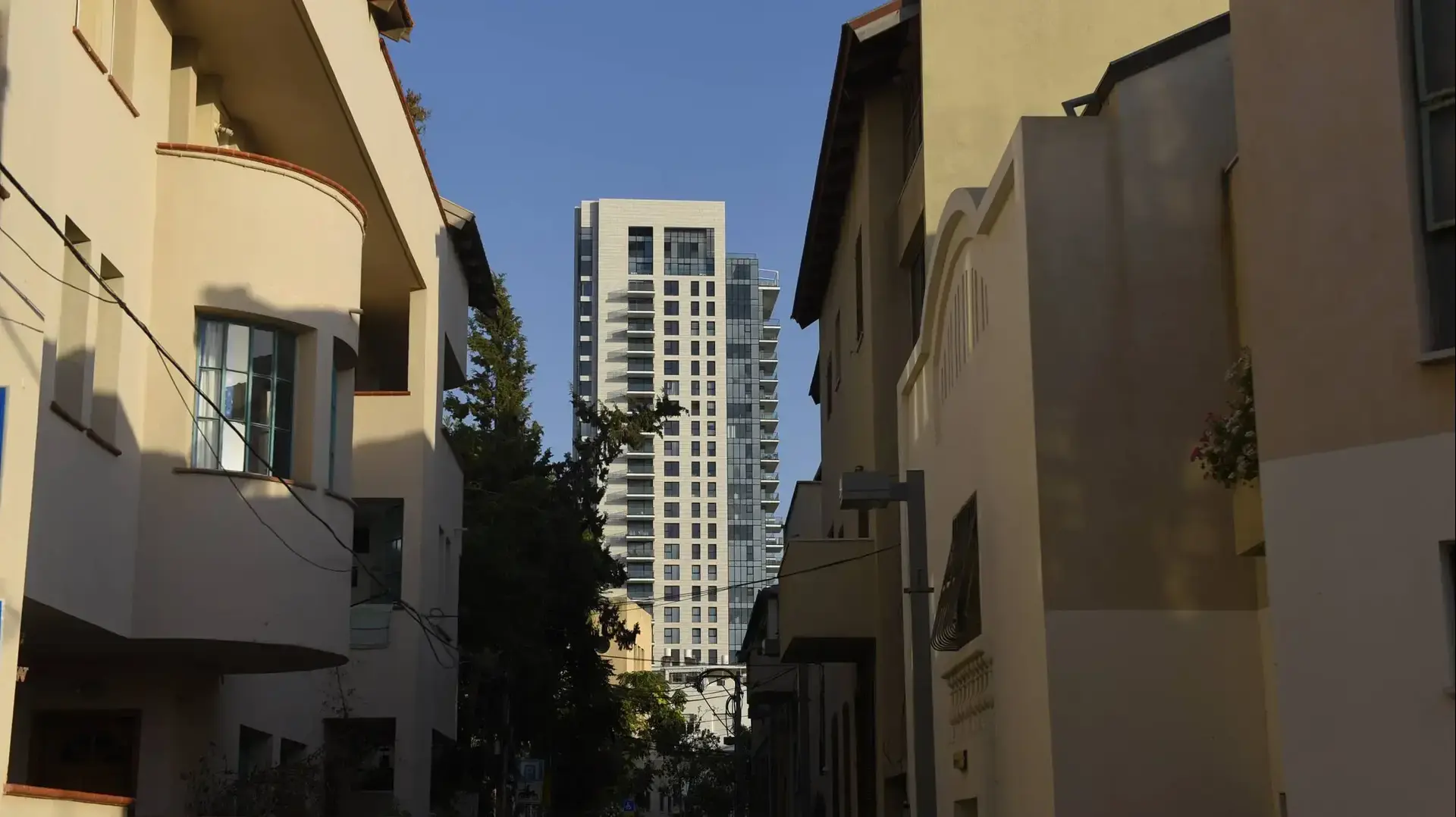בניין בניינים בנייה נדלן נדל"ן דיור תל אביב ת"א נוה צדק נווה צדק