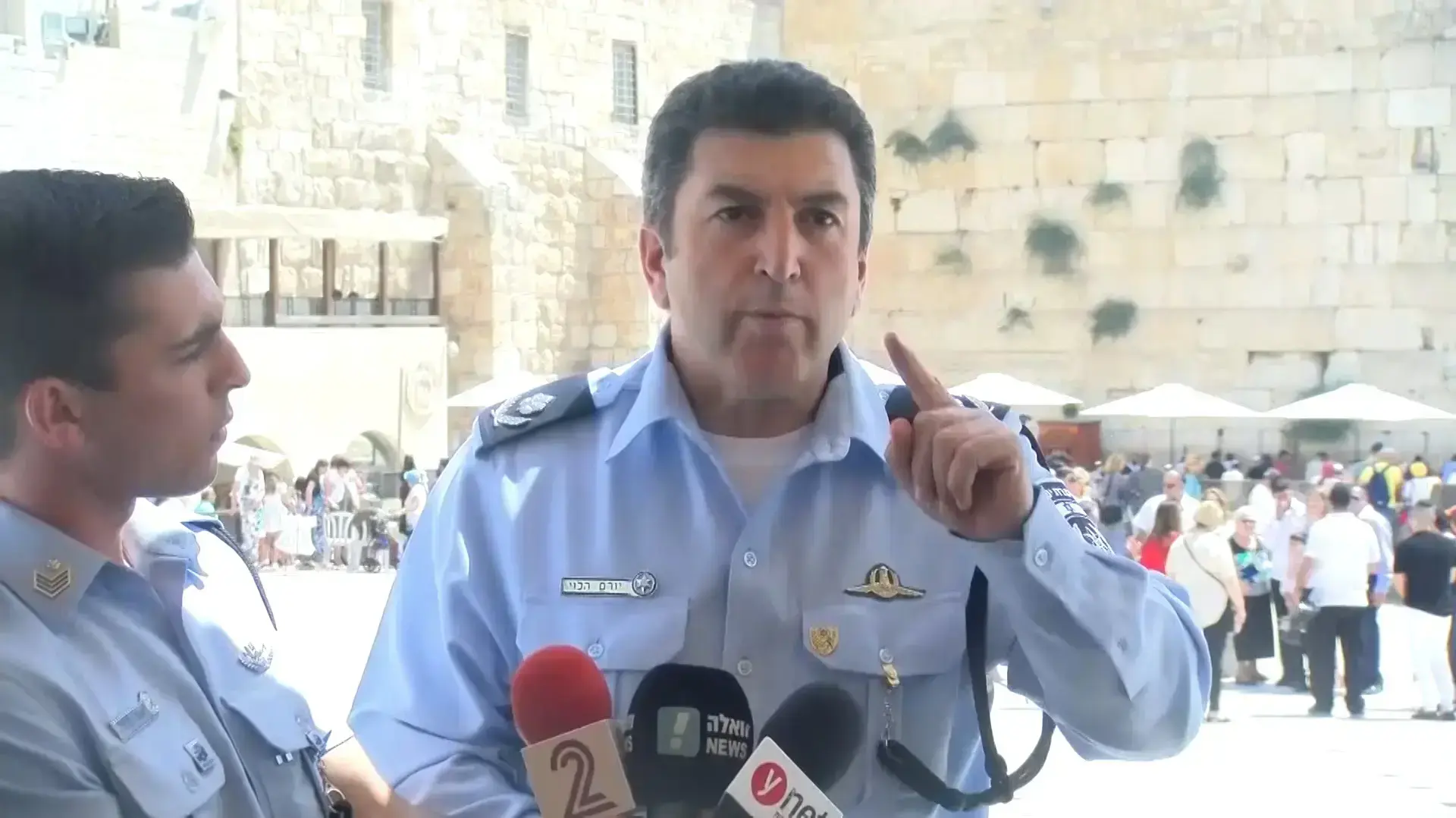 ממ"ז ירושלים ניצב יורם הלוי ברחבת הכותל 27 ביולי 2017