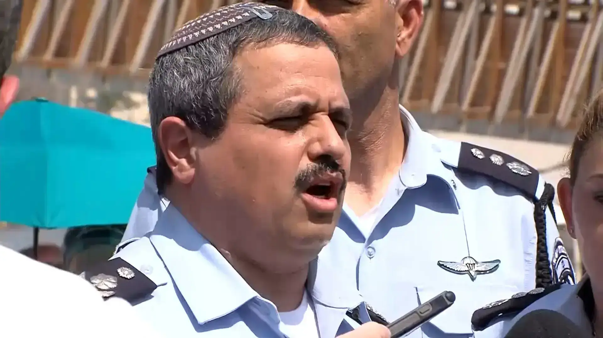המפכ"ל אלשיך התייחס להסרת אמצעי הבטיחות במתחם ואמר כי "הדרג המדיני הוא שמכריע"