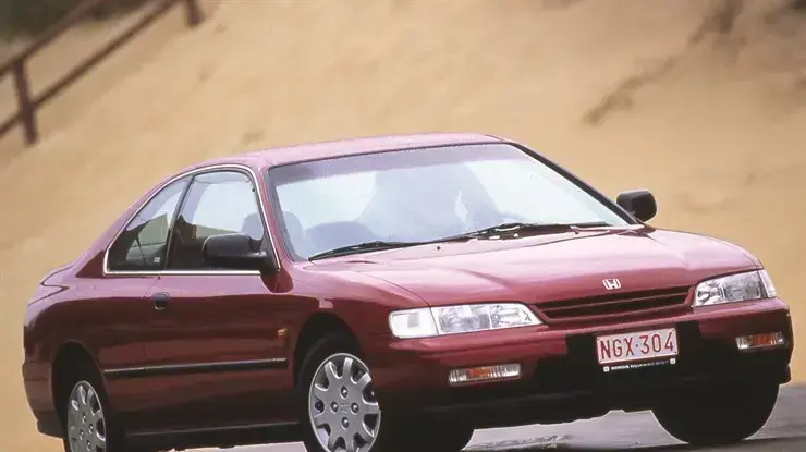 הונדה אקורד משנות ה-90