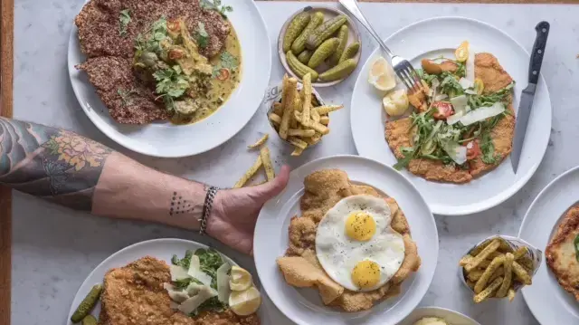 שניצלים מיוחדים בביסטרו גרינברג