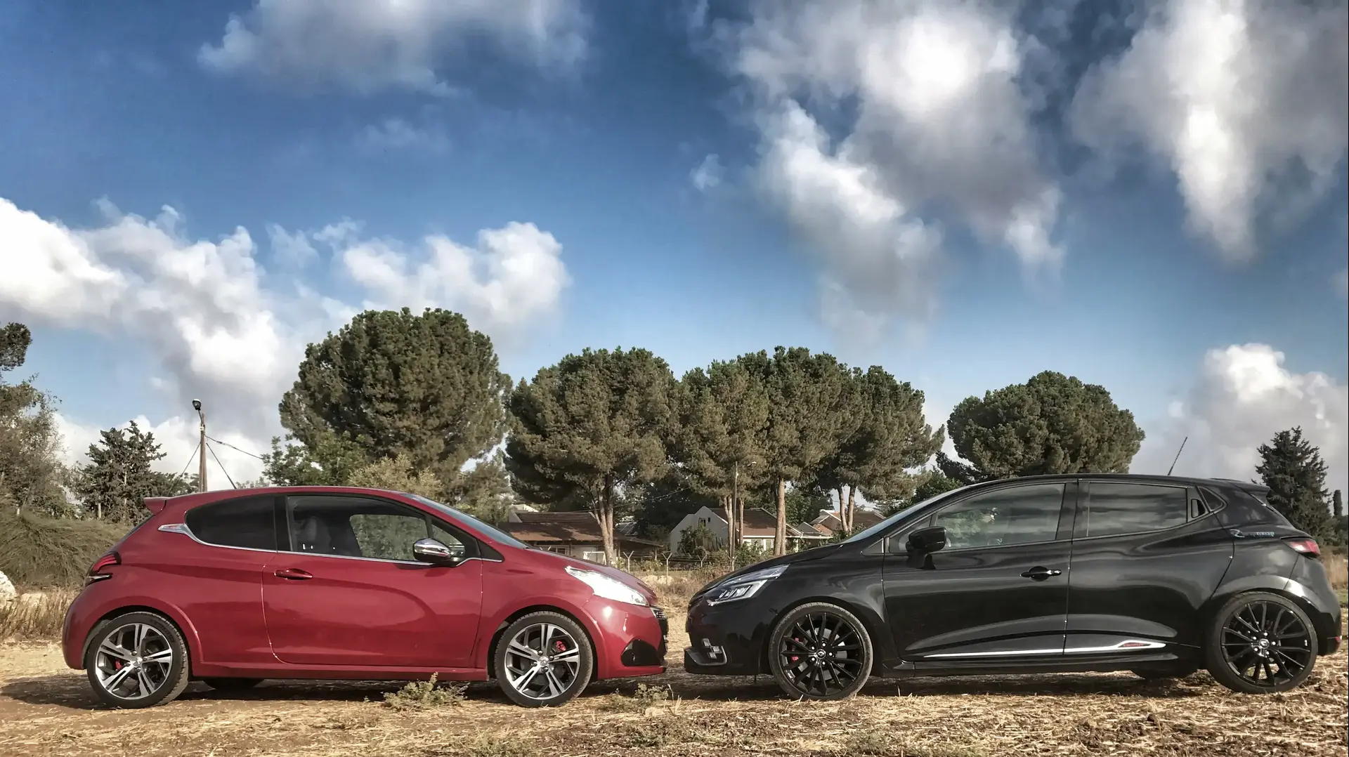 השוואתי: רנו קליאו RS טרופי מול פיג'ו 208GTI