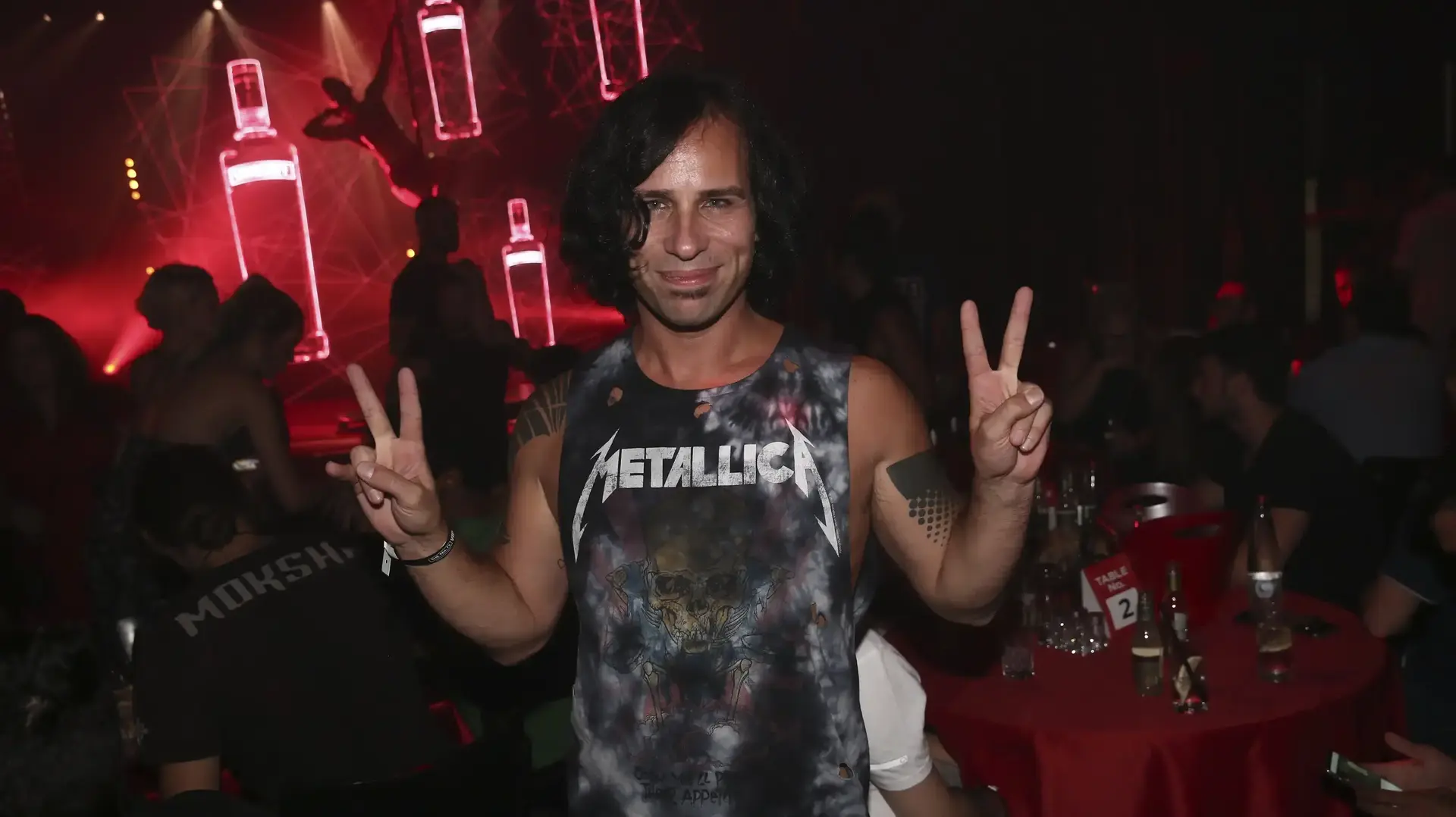 DJ סקאזי בטקס פרסי הלילה בחסות סמירנוף DJ סקאזי בטקס פרסי הלילה בחסות סמירנוף