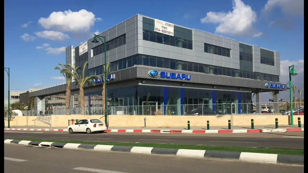 מתחם מסחרי חברת שלמה נדל"ן אזור תעשייה סגולה פתח תקווה פ"ת
