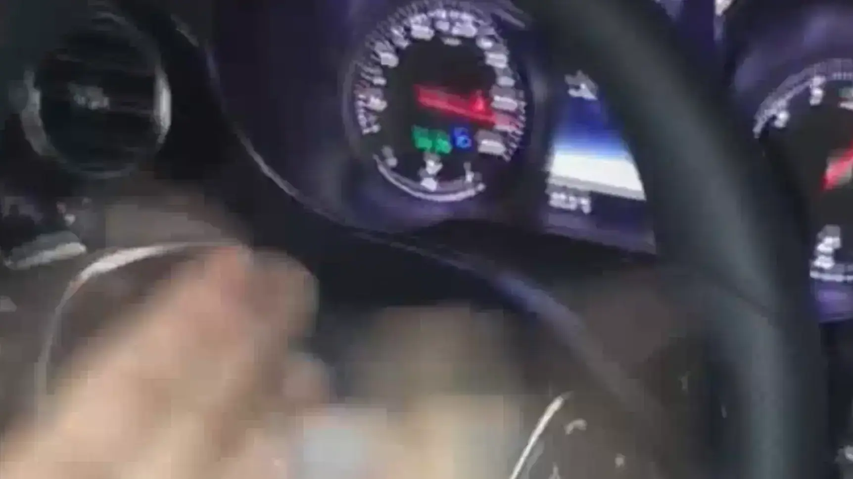 תועד נוהג בפסילה במהירות 250 קמ"ש