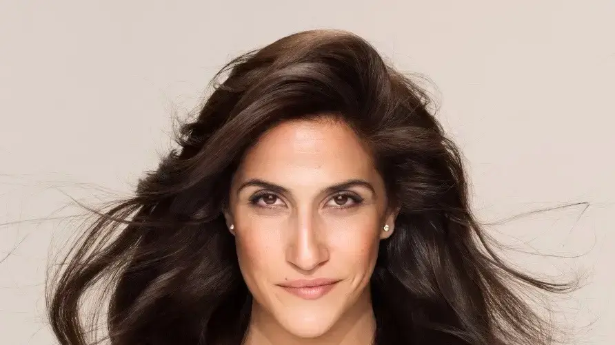 מגי אזרזר פרזנטורית של גרנייה