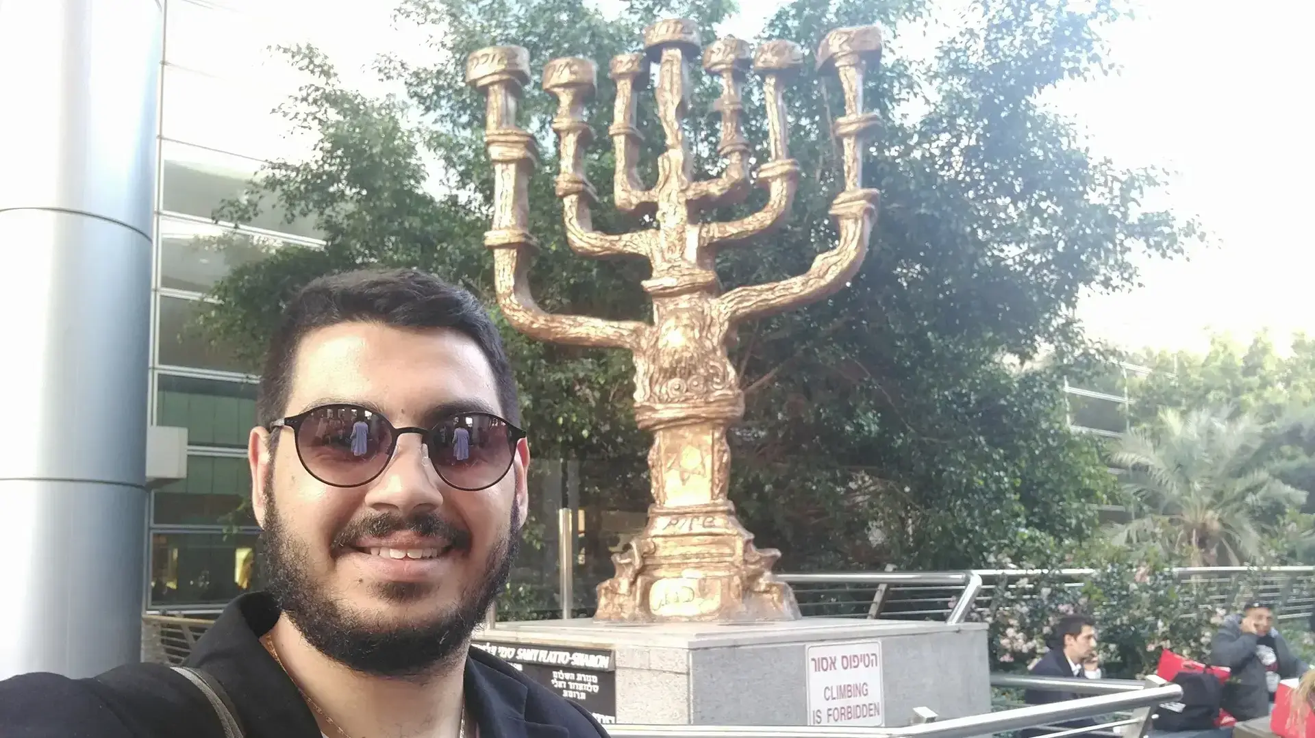 ג'ונתן אלחורי מעמותת מילואימניקים בחזית נגד ביטול חגיגות חג המולד בנצרת ועלי סלאם