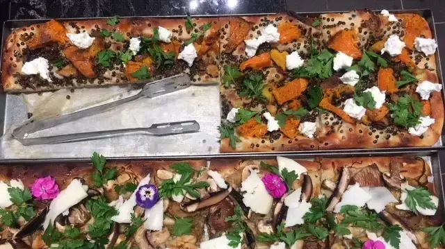 פוקאצ'ות עדשים ובטטה