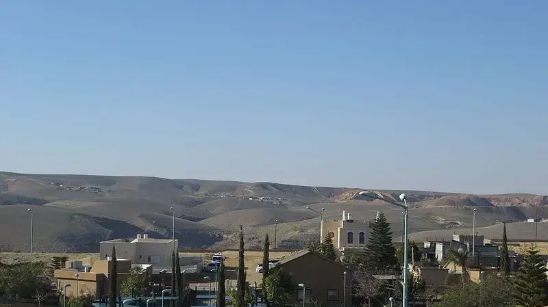 העיר ערד