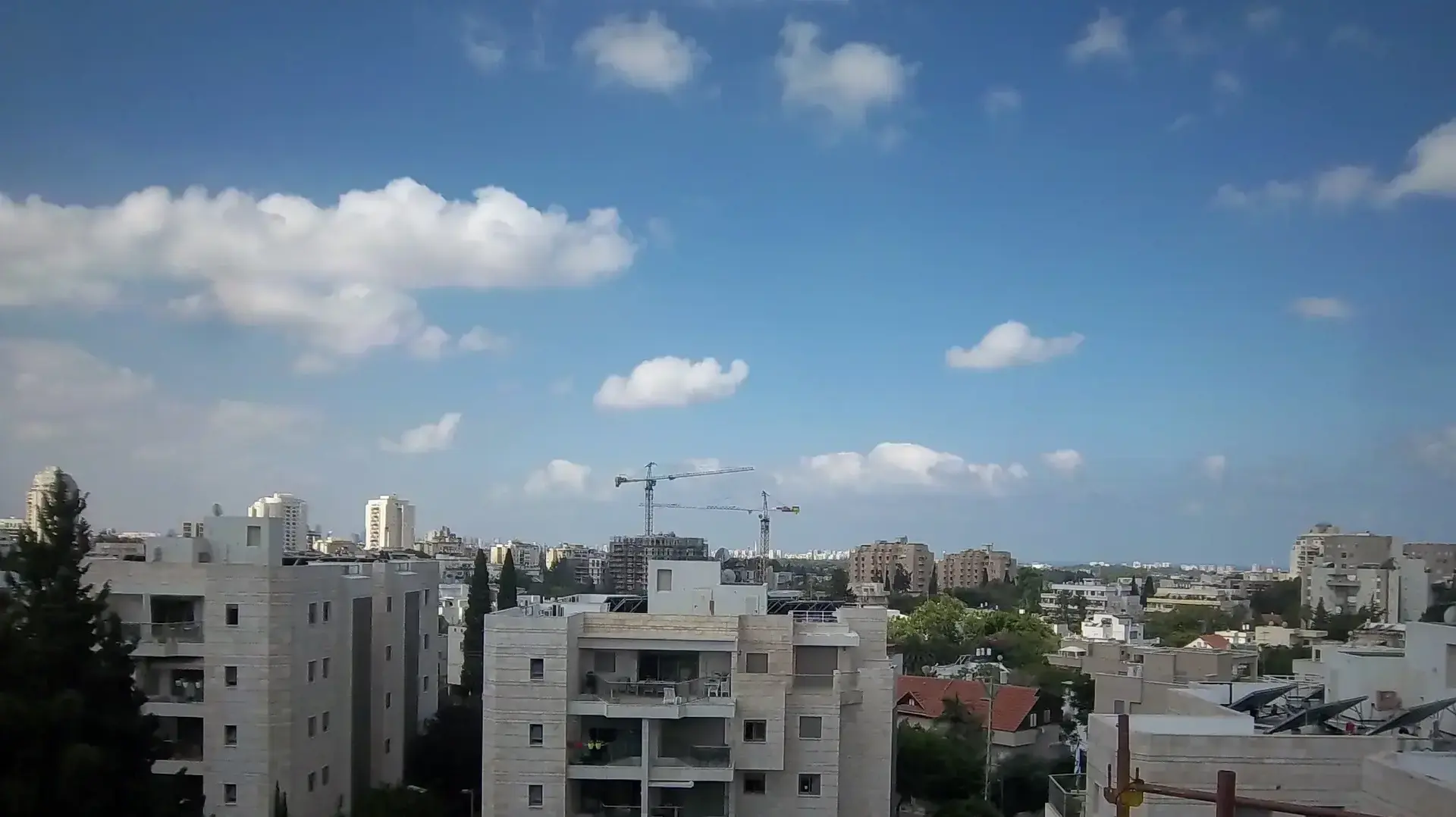 בנייני מגורים בעיר הרצליה