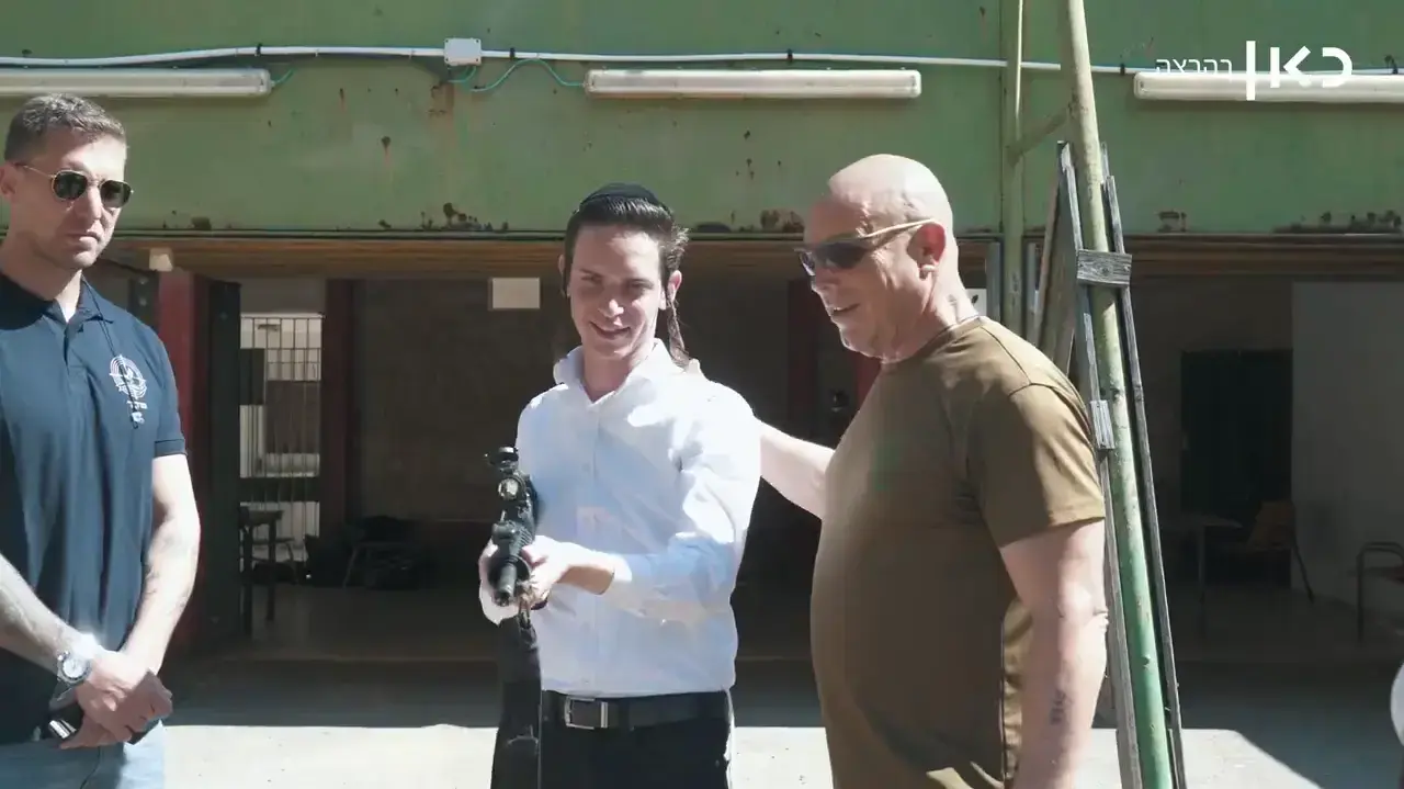 מלך זילברשלג מתגייס