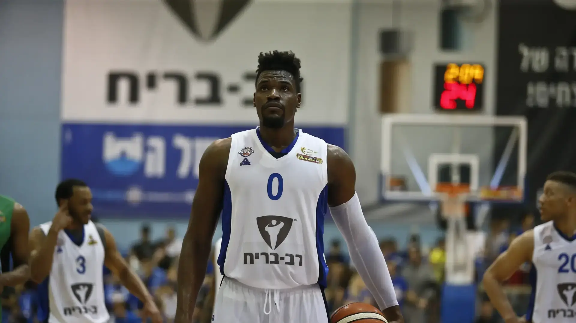 שחקן בני הרצליה ג'ף אדריאן