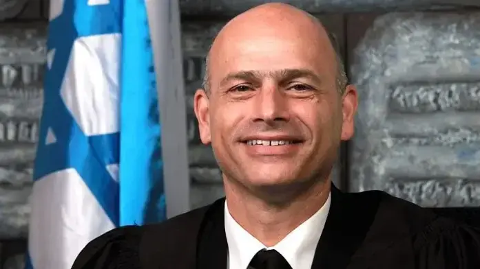איתן אורנשטיין