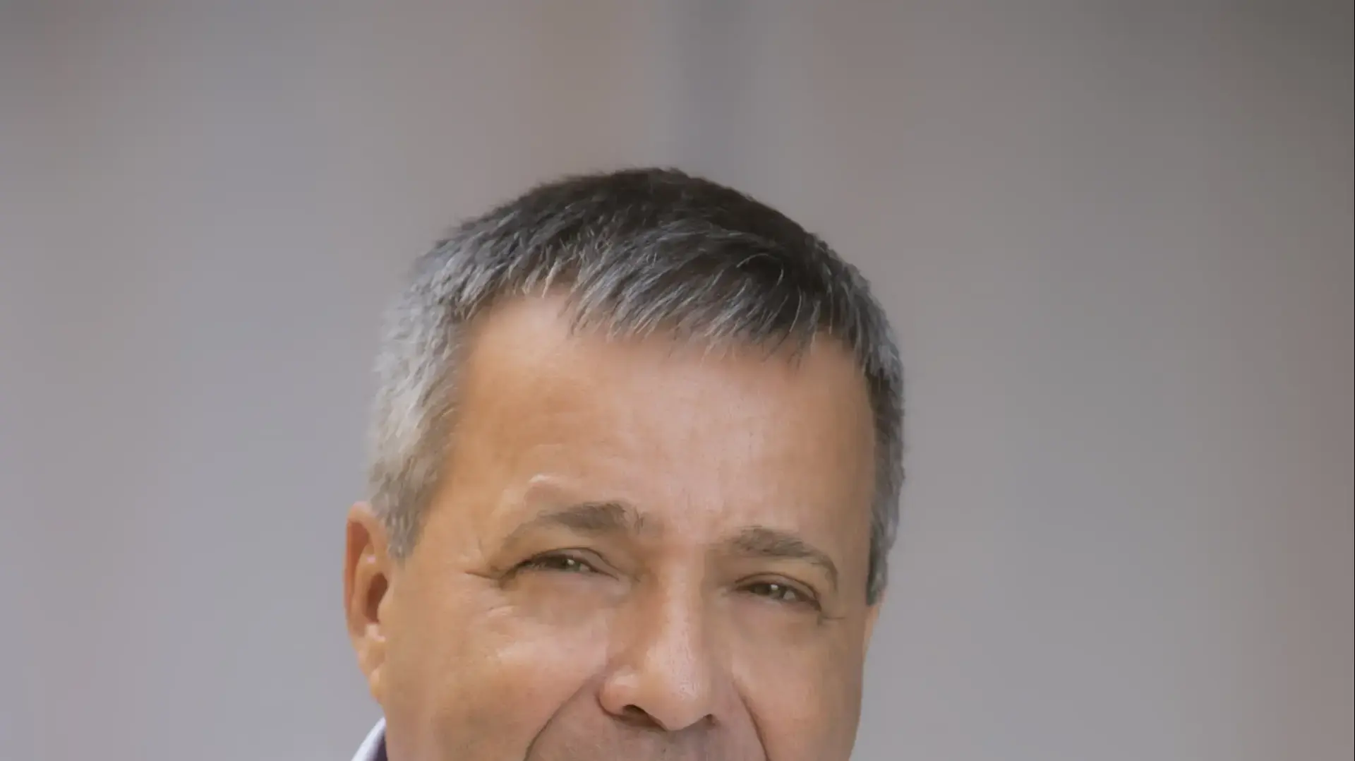 אורי יהודאי פרוטרום