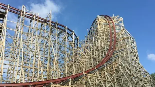 רכבת הרים Steel Vengeance