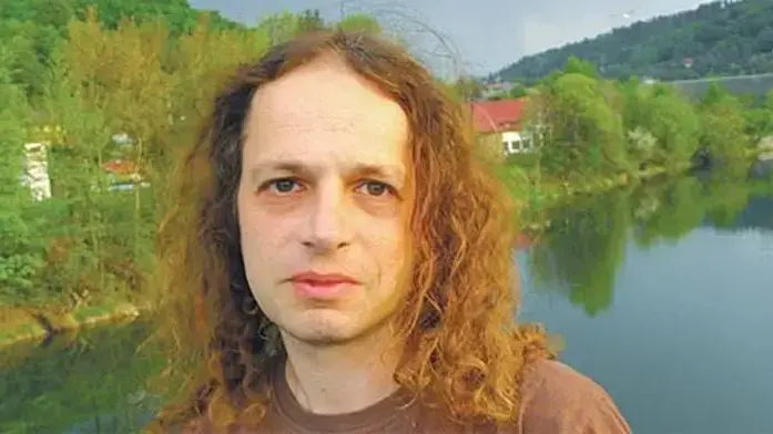 אמיר חצרוני