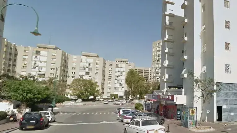 כפר שלם תל אביב