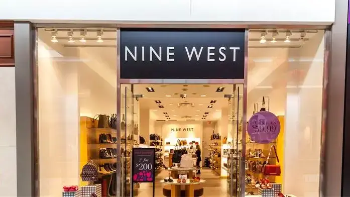 חנות ניין ווסט Nine West