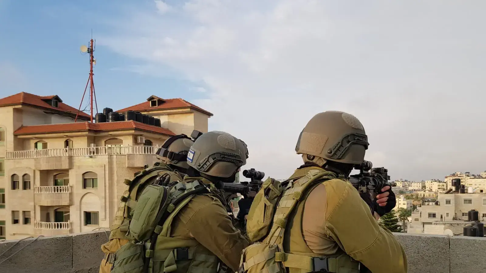 מעצר צה"ל במחנה הפליטים אמערי ברמאללה