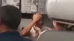 נוסע נגח בראשו של דייל בטיסת איזיג'ט