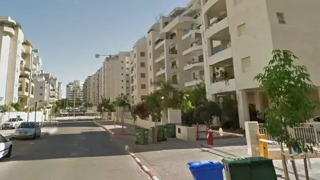 כפר גנים ג פתח תקווה