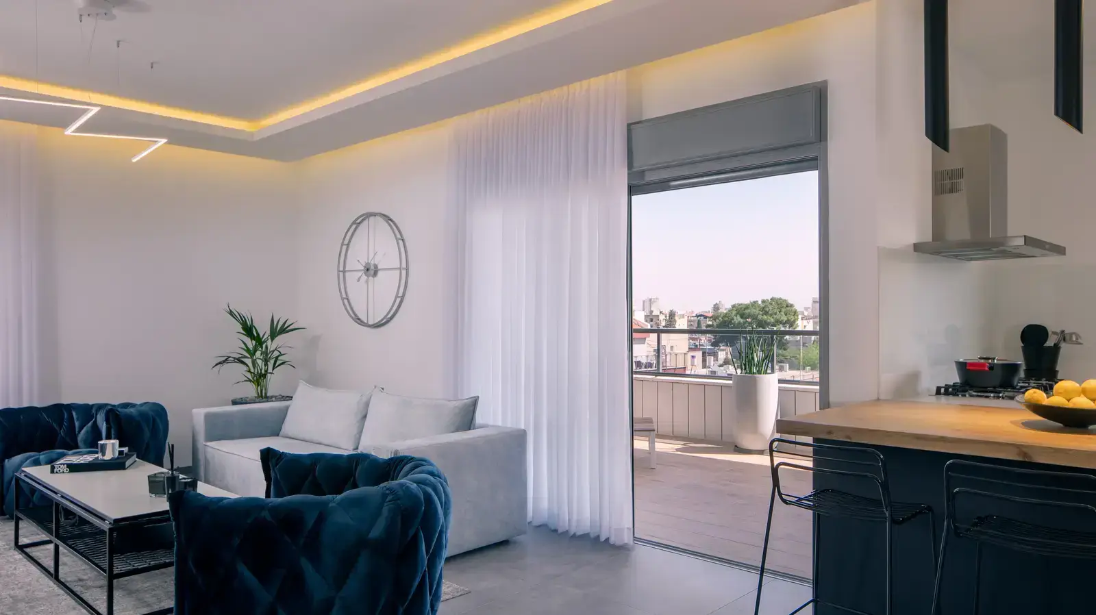 BLINDS-US מוצרי הצללה