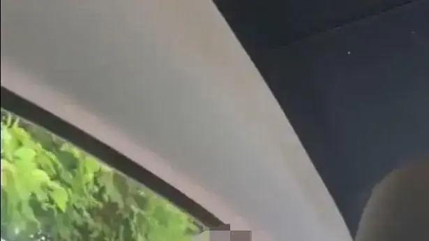 מתוך הסרטון של בילי ג'ו סונדרס