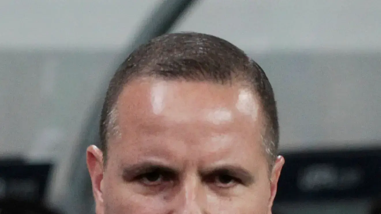 רן בן שמעון מאמן נבחרת קפריסין רן בן שמעון מאמן נבחרת קפריסין