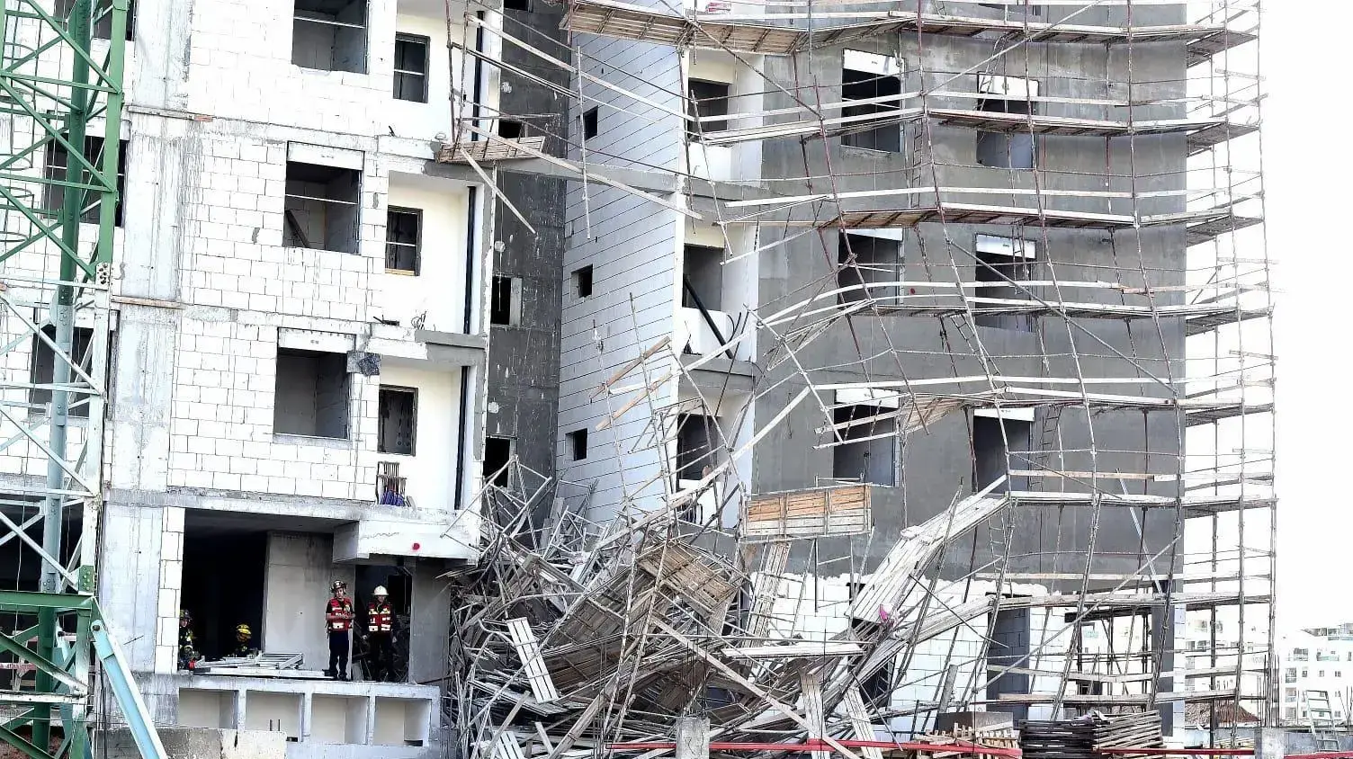 קריסת פיגומים באתר בנייה ברחוב וויצמן בפתח תקווה - 6/11/18