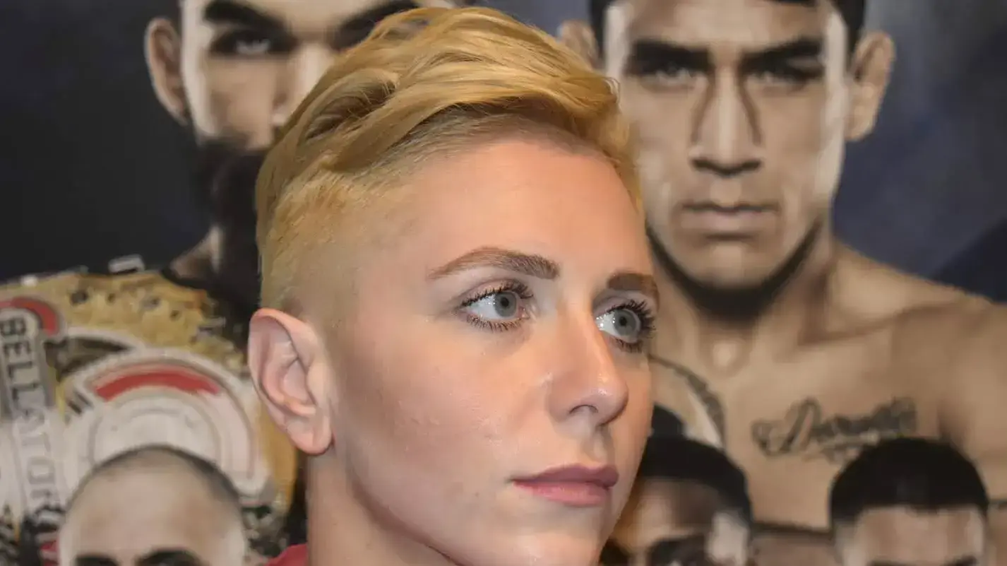 לוחמת mma, בלאטור, אולגה רובין לוחמת mma, בלאטור, אולגה רובין