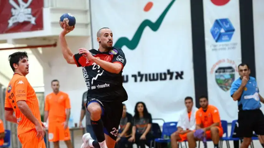 שחקן הפועל ראשון לציון כדוריד, עוז חממי שחקן הפועל ראשון לציון כדוריד, עוז חממי