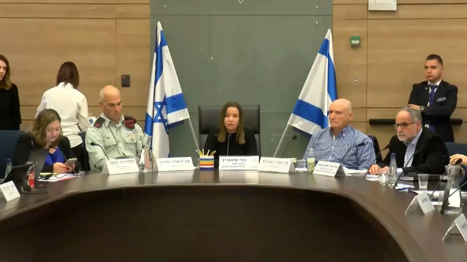 נציב קבילות החיילים, האלוף במיל'  יצחק בריק בועדה לביקורת המדינה בנושא מוכנות צבא היבשה למלחמה, בראשות ח"כ שלי יחימוביץ 12 בדצמבר 2018