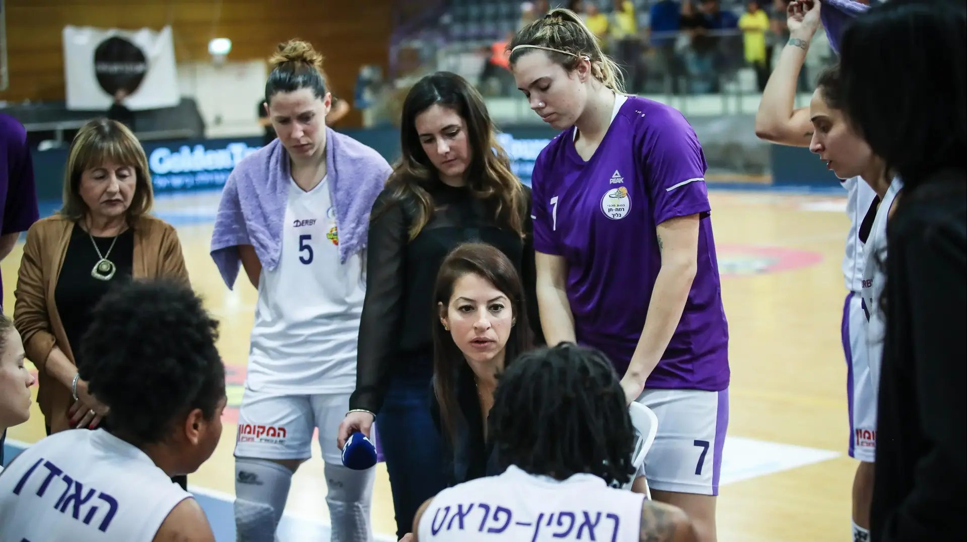 שירה העליון מאמנת מכבי רמת חן שירה העליון מאמנת מכבי רמת חן