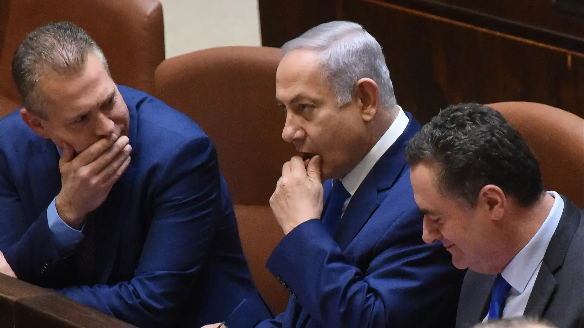 בנימין נתניהו בכנסת ההצבעה על פיזור הכנסת. יום רביעי 20:00 בערב, מליאת הכנסת