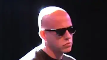 אינפקטד משרום מארחים את תזמורת המהפכה