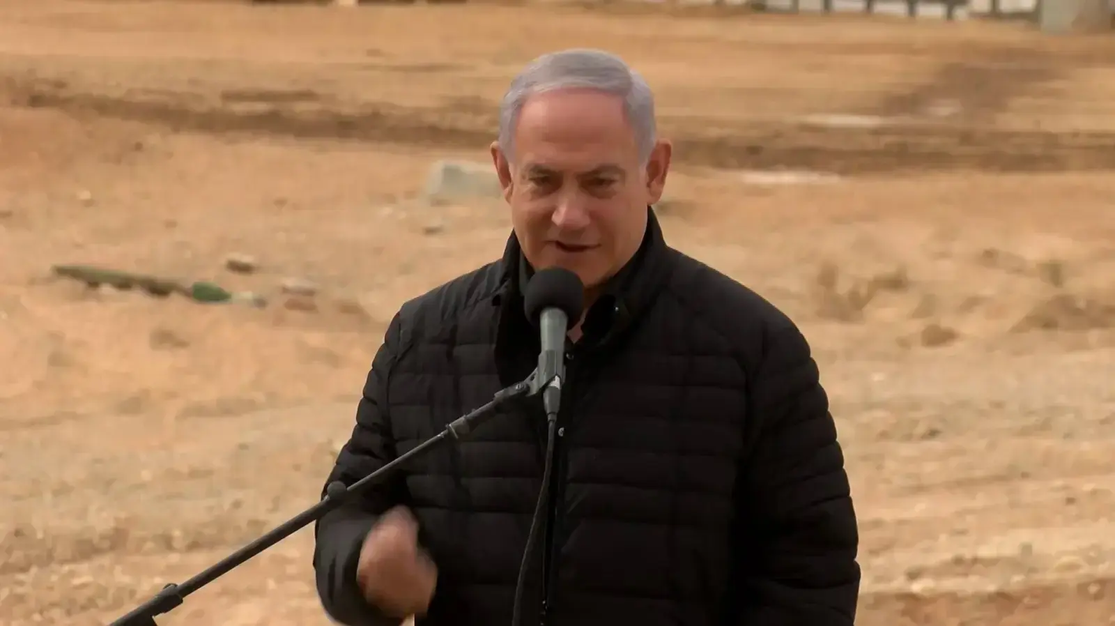 ראש הממשלה ושר הביטחון, בנימין נתניהו בסיור בבסיס שיזפון, 23 בינואר 2018