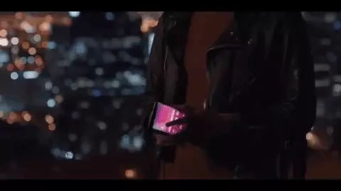 סמסונג גלקסי F סמארטפון מתקפל