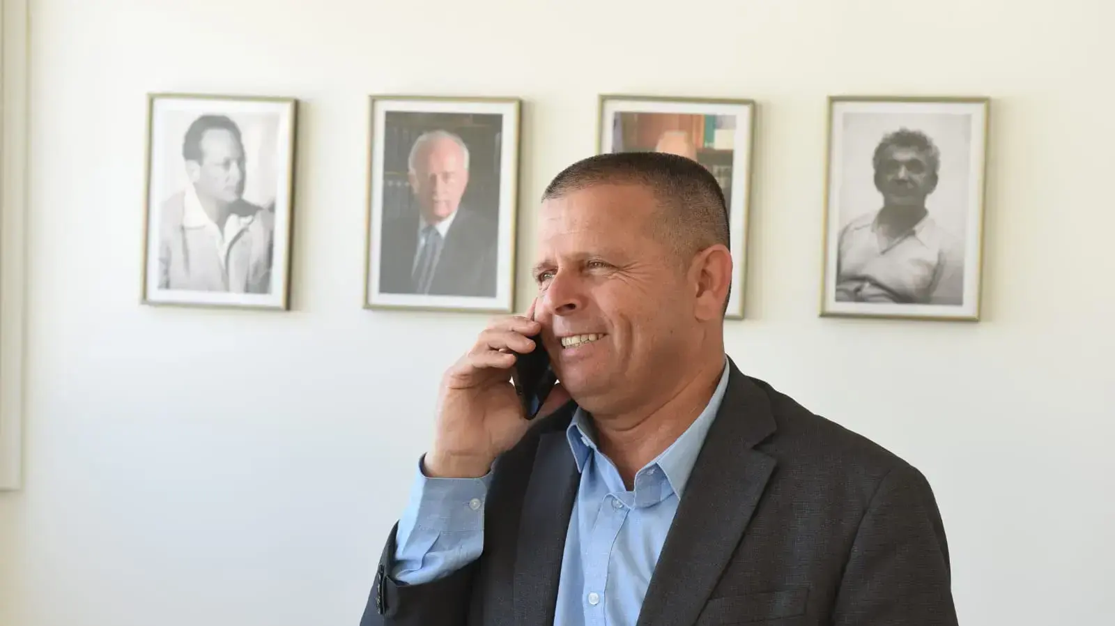 איתן כבל במטה שלו, פריימריז של מפלגת העבודה,, 11 בפברואר 2019