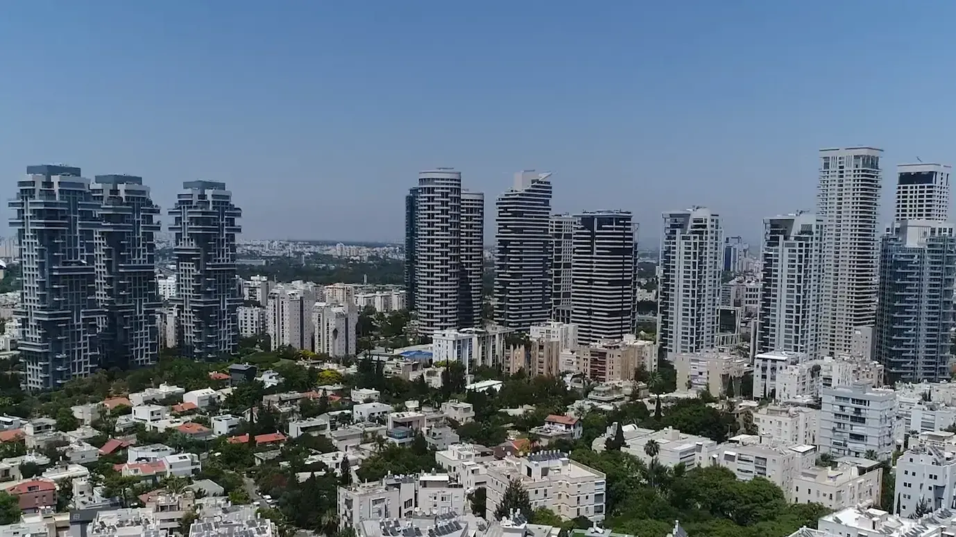 שכונת צמרת מגדלי יו ומגדלי אקירוב, תל אביב