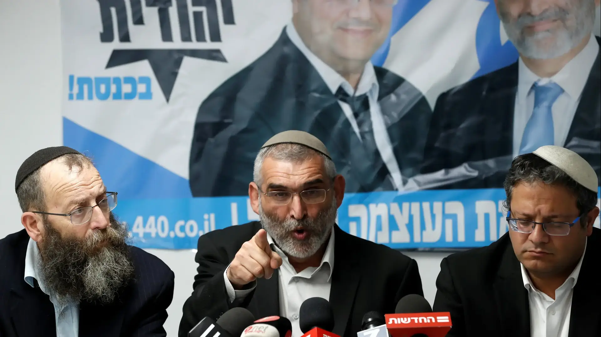 ח"כ לשעבר מיכאל בן ארי, עו"ד איתמר בן גביר וברוך מרזל לאחר הודעת בג"ץ על פסילת בן ארי לריצה בבחירות, 17 במרץ 2019