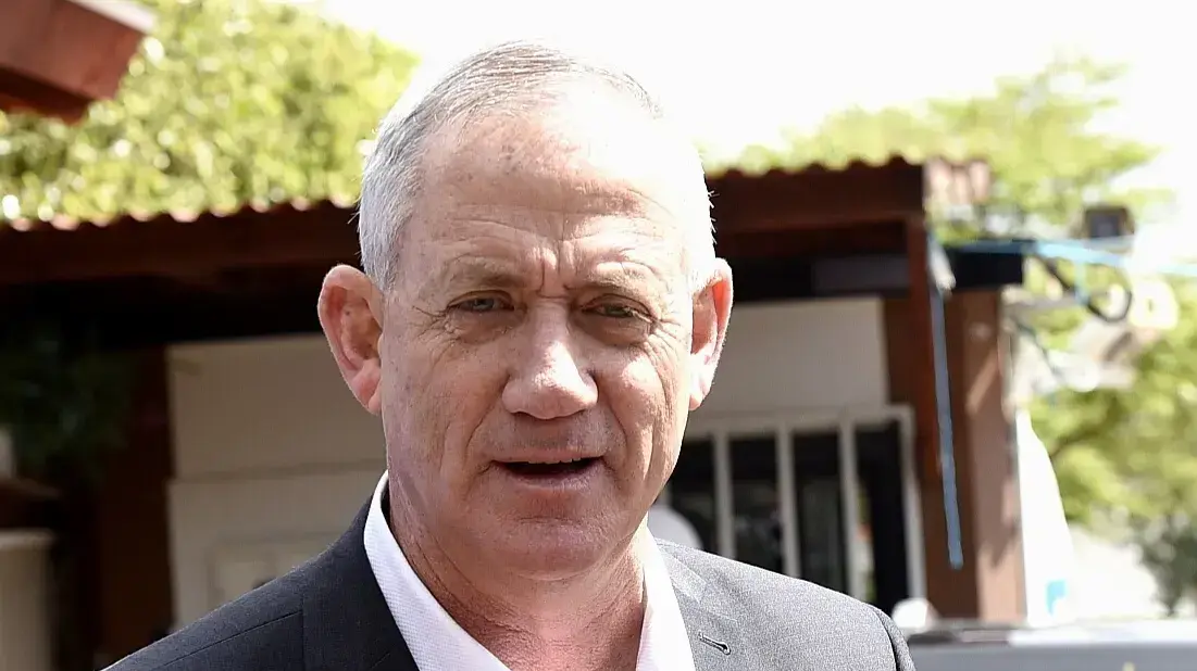 גנץ ביציאה מביתו, ראש העין, 10 באפריל 2019