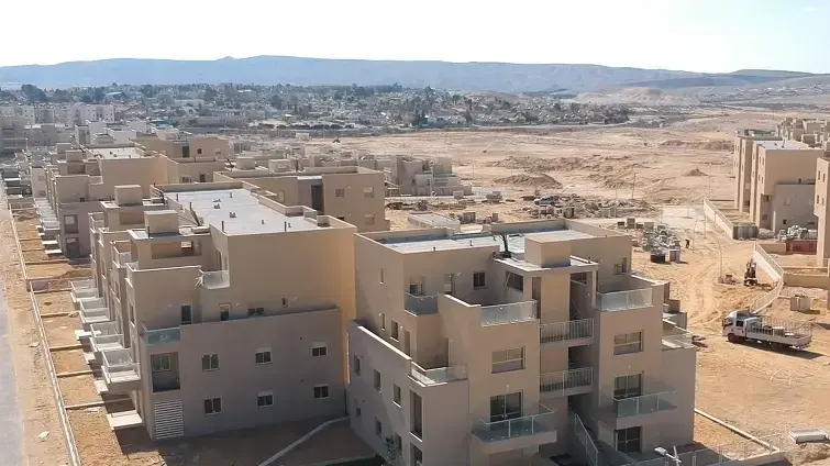 בנייה בעיירה ירוחם בנייה בעיירה ירוחם