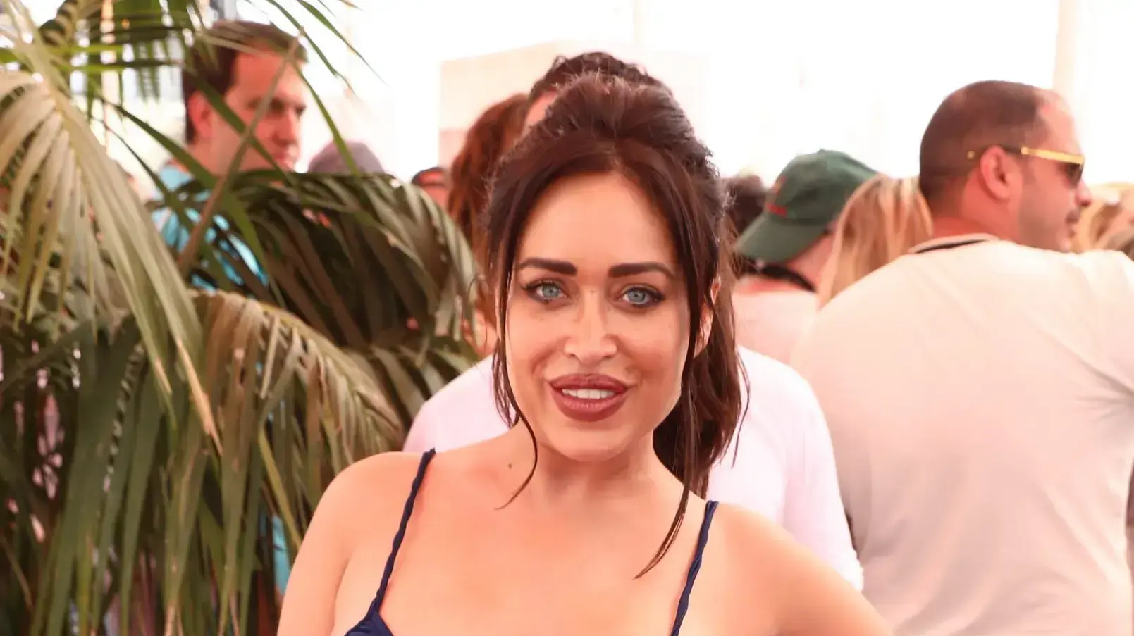 אביבית בר זוהר אביבית בר זוהר