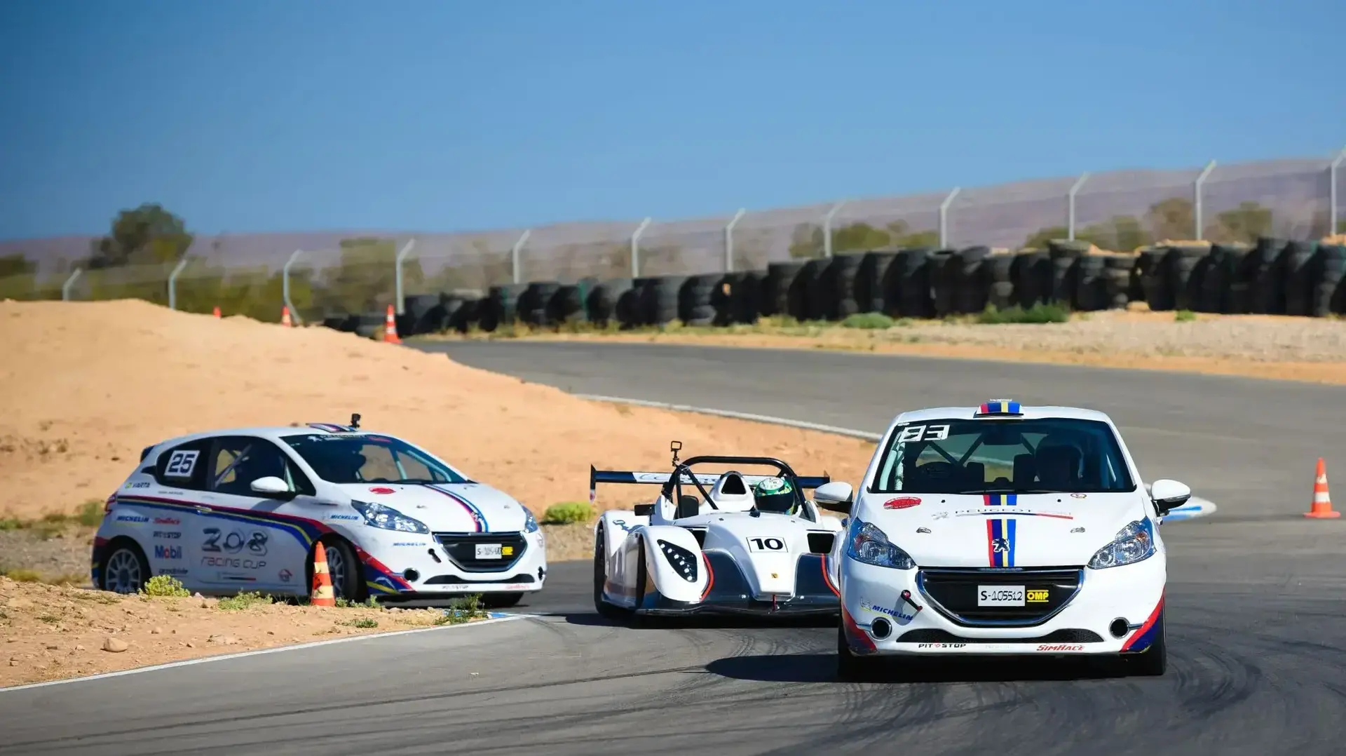 יום מסלול עם פיג'ו 208 RACING יום מסלול עם פיג'ו 208 RACING