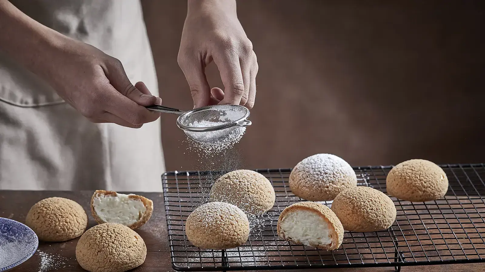 פחזניות עם קרמבל של אור ויצמן פחזניות עם קרמבל של אור ויצמן