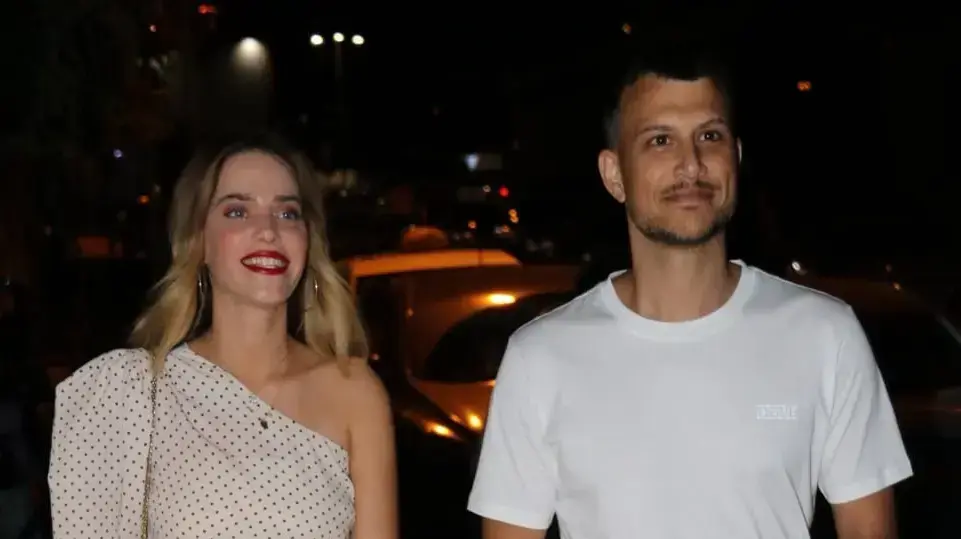 רותם סלע, אסי עזר