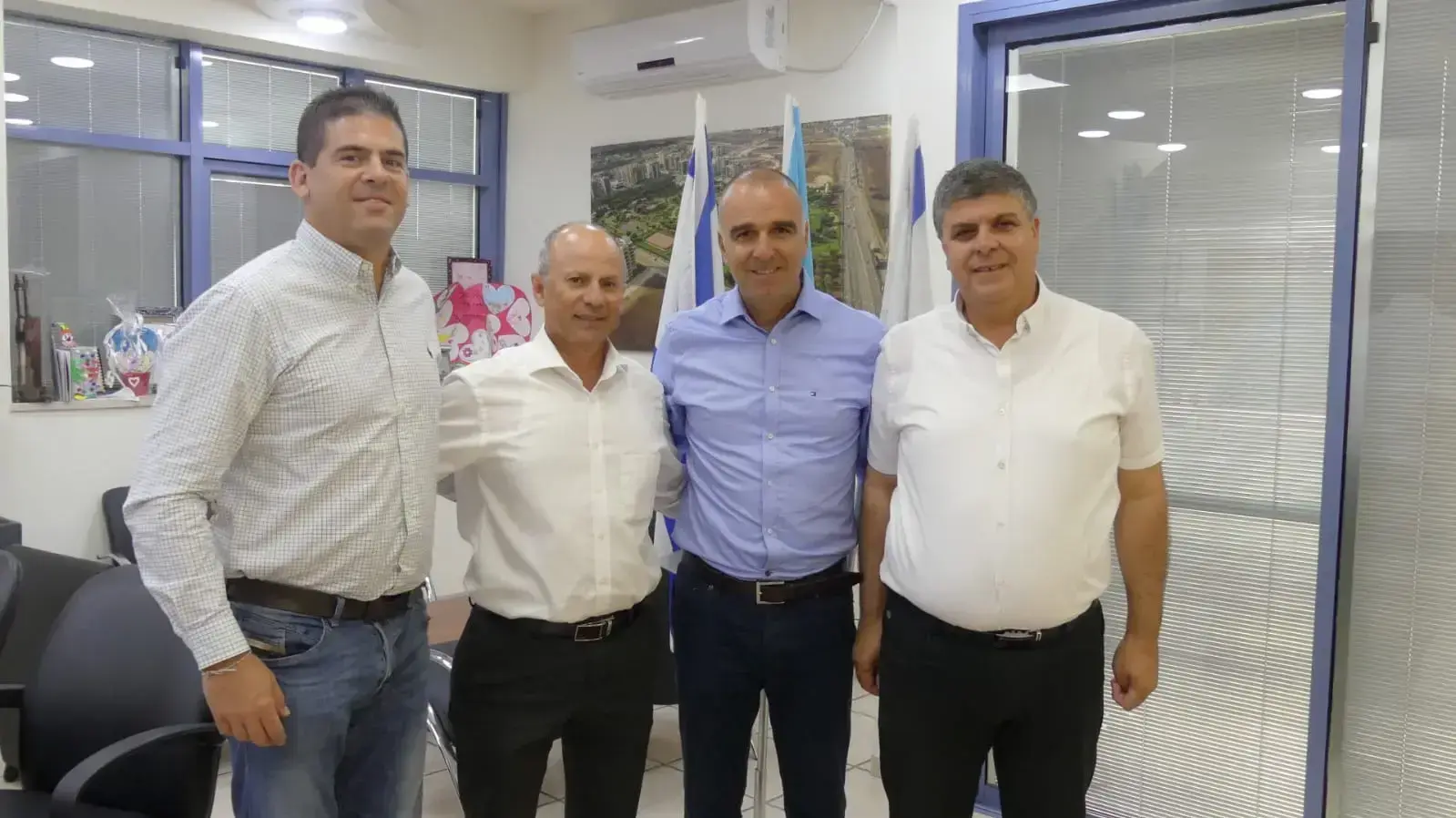 ארז כלפון מנהלת הליגה עם ראשי הפועל עפולה הפועל אום אל פאחם