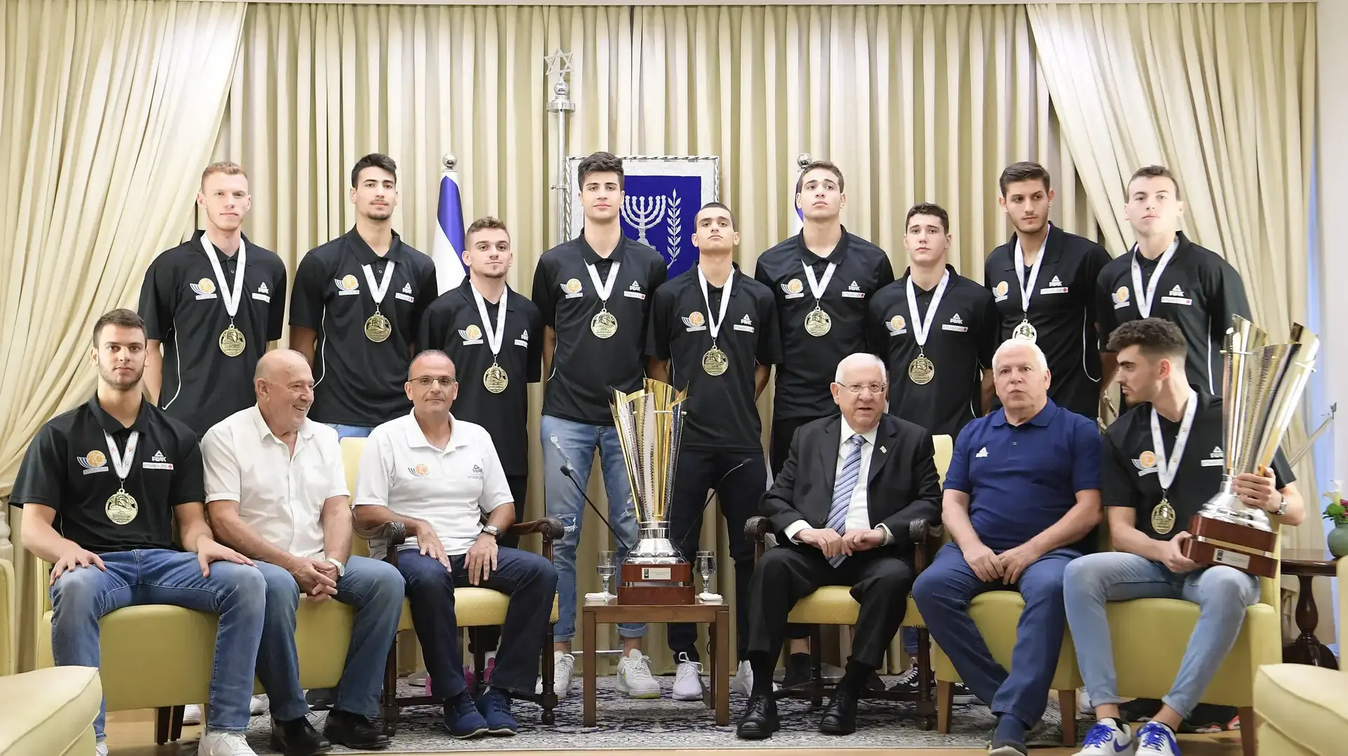 ראובן ריבלין נשיא המדינה בקבלת הפנים של נבחרת העתודה