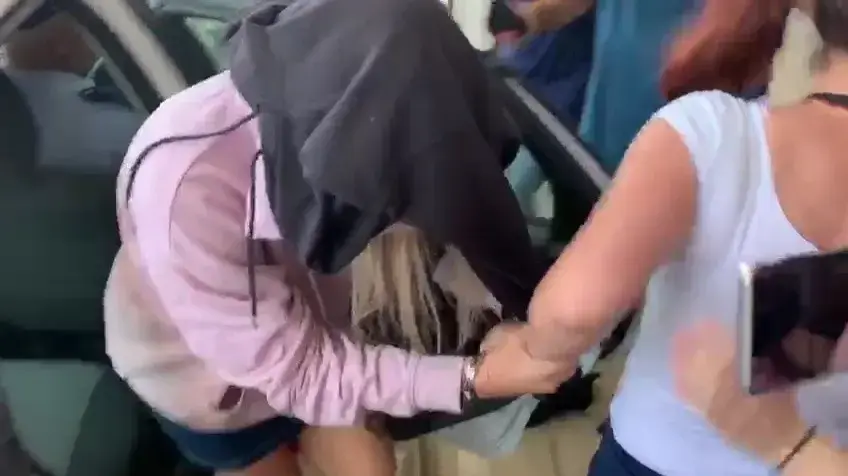 בית המשפט בקפריסין האריך ביממה את מעצרה של הצעירה הבריטית, 
פ', שהודתה כי שיקרה בתלונתה נגד 12 הנערים הישראלים
